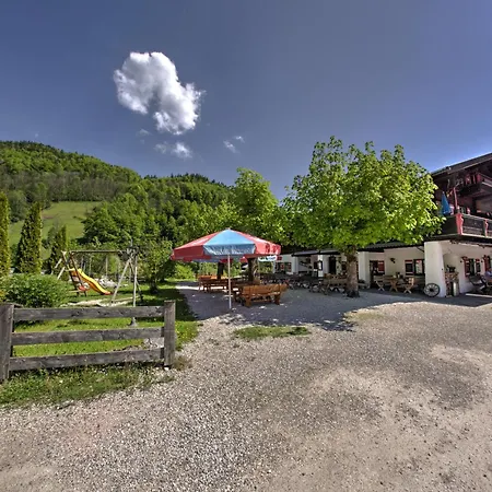 Wirtshaus Und Hocheck Inn