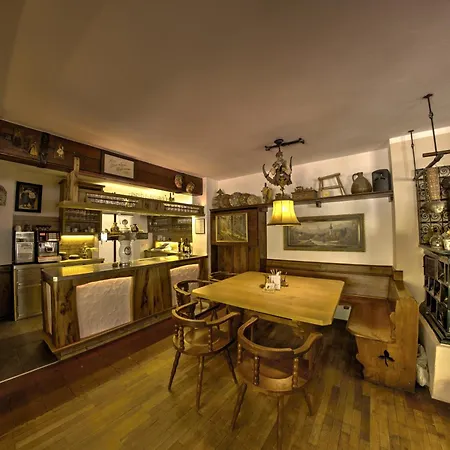 אורחן Wirtshaus Und Hocheck